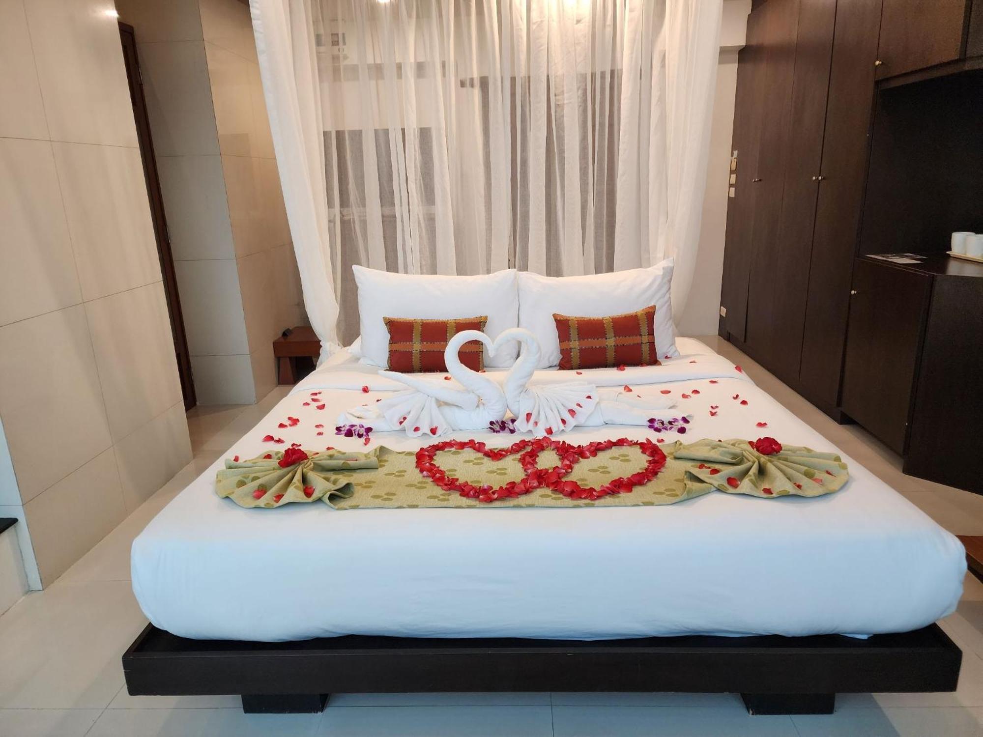 Hilltop Wellness Resort Кату Екстер'єр фото